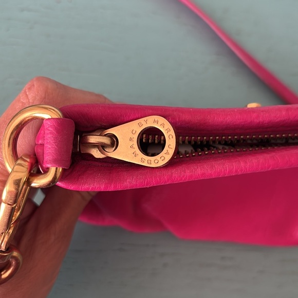 Marc By Marc Jacobs Pink Crossbody Bag with Gold Hardware - Picture 6 of 7